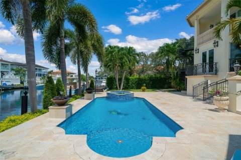 Casa en venta en Coral Gables, Florida, 6 dormitorios, 424.56 m2 № 1146488 - foto 24