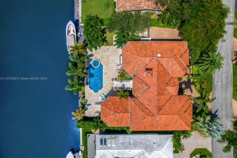 Casa en venta en Coral Gables, Florida, 6 dormitorios, 424.56 m2 № 1146488 - foto 5