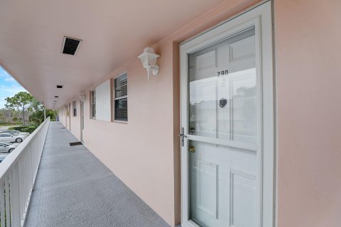 Condo in Jupiter, Florida, 2 bedrooms  № 945599 - photo 24