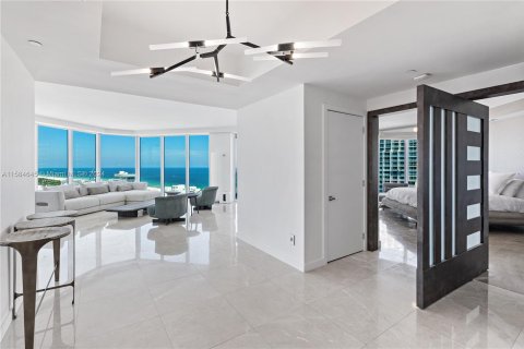 Condominio en venta en Miami Beach, Florida, 3 dormitorios, 217.39 m2 № 1171745 - foto 12