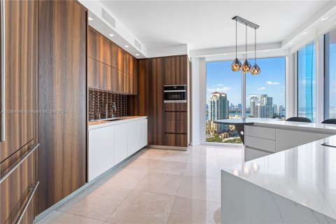 Condominio en venta en Miami Beach, Florida, 3 dormitorios, 217.39 m2 № 1171745 - foto 10