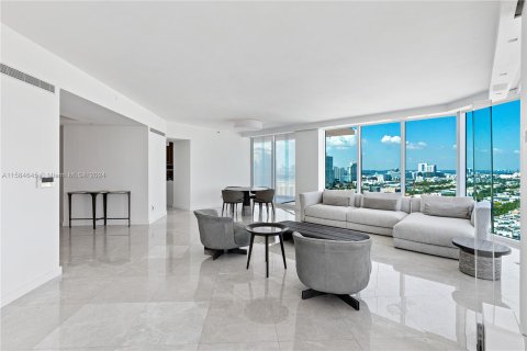 Condo in Miami Beach, Florida, 3 bedrooms  № 1171745 - photo 7