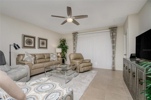 Villa ou maison à vendre à Punta Gorda, Floride: 2 chambres, 140.28 m2 № 1327195 - photo 13