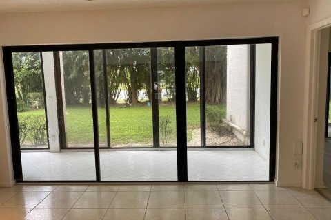 Copropriété à vendre à West Palm Beach, Floride: 3 chambres, 143.63 m2 № 987153 - photo 2