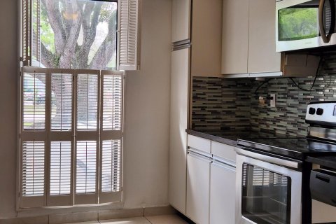 Condo in West Palm Beach, Florida, 3 bedrooms  № 987153 - photo 27