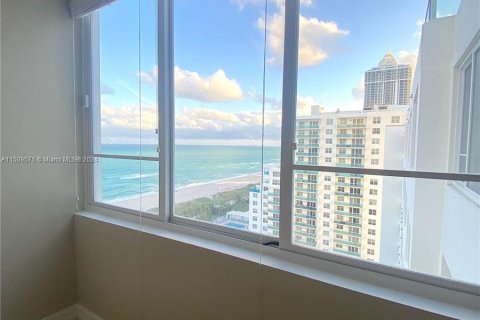 Copropriété à vendre à Miami Beach, Floride: 1 chambre, 87.14 m2 № 935836 - photo 10