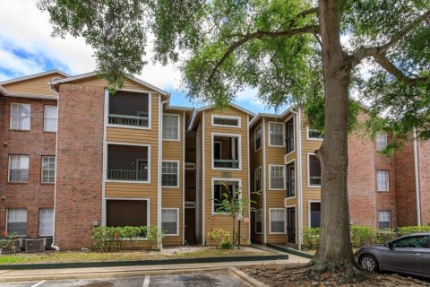 Condo in Orlando, Florida, 1 bedroom  № 1143106 - photo 16