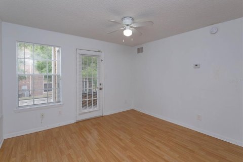 Condo in Orlando, Florida, 1 bedroom  № 1143106 - photo 4