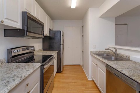 Condo in Orlando, Florida, 1 bedroom  № 1143106 - photo 7