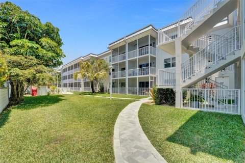 Condominio en venta en Pompano Beach, Florida, 2 dormitorios, 72.46 m2 № 1209298 - foto 7