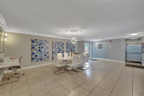Condominio en venta en Pompano Beach, Florida, 2 dormitorios, 72.46 m2 № 1209298 - foto 3