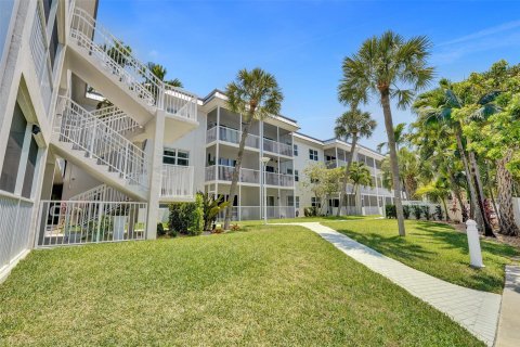 Condominio en venta en Pompano Beach, Florida, 2 dormitorios, 72.46 m2 № 1209298 - foto 6
