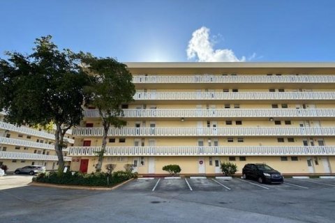 Condominio en venta en Aventura, Florida, 1 dormitorio, 75.9 m2 № 1209265 - foto 12