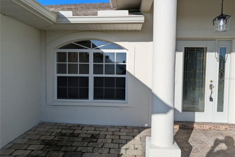 House in North Port, Florida 5 bedrooms, 210.89 sq.m. № 1382580 - photo 5