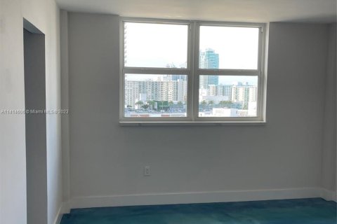 Condominio en venta en Hallandale Beach, Florida, 2 dormitorios, 102.19 m2 № 599532 - foto 26