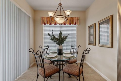 Townhouse in Tampa, Florida 3 bedrooms, 206.89 sq.m. № 1313439 - photo 21