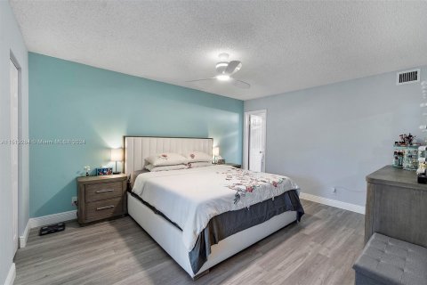 Condominio en venta en Coral Springs, Florida, 3 dormitorios, 117.99 m2 № 963527 - foto 7