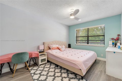 Condominio en venta en Coral Springs, Florida, 3 dormitorios, 117.99 m2 № 963527 - foto 9
