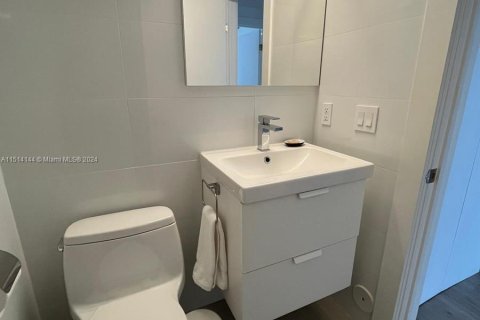 Condo in Miami Beach, Florida, 1 bedroom  № 1189387 - photo 5