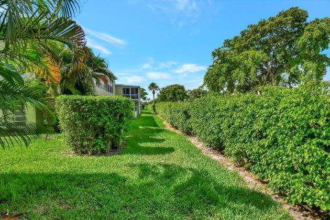 Condo in Delray Beach, Florida, 2 bedrooms  № 1100292 - photo 23