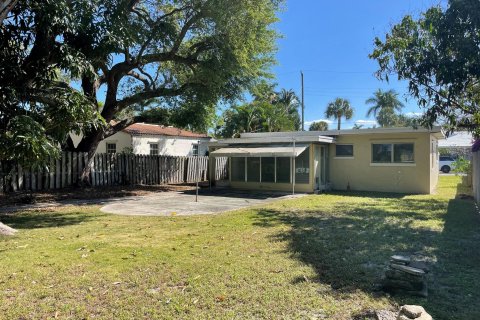 Villa ou maison à vendre à West Palm Beach, Floride: 2 chambres, 91.97 m2 № 945120 - photo 1