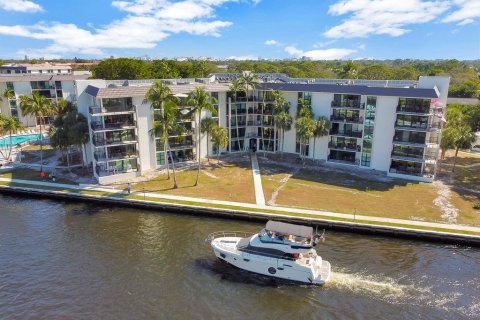 Condo in Fort Lauderdale, Florida, 2 bedrooms  № 945119 - photo 3