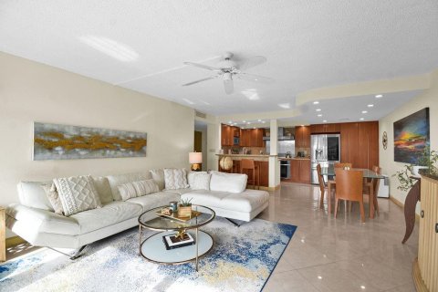 Condo in Fort Lauderdale, Florida, 2 bedrooms  № 945119 - photo 28