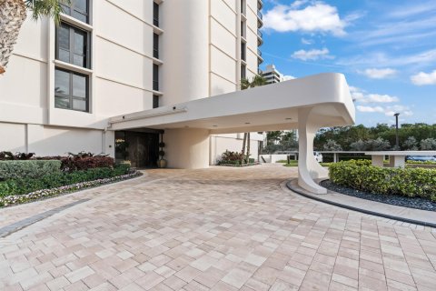 Condominio en venta en Riviera Beach, Florida, 2 dormitorios, 119.94 m2 № 945045 - foto 6