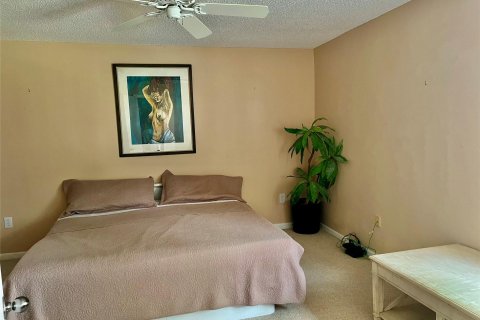Купить кондоминиум в Тамарак, Флорида 2 спальни, 121.24м2, № 963935 - фото 8