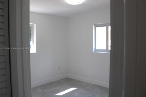 House in Fort Lauderdale, Florida 3 bedrooms, 84.73 sq.m. № 1310716 - photo 20