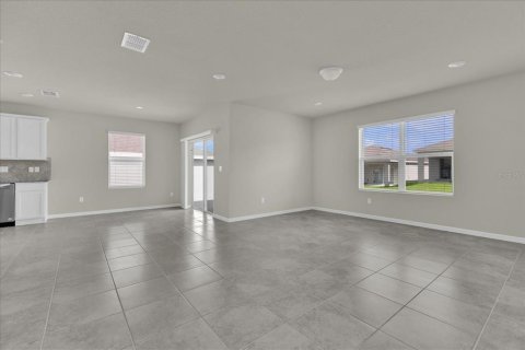 House in Davenport, Florida 4 bedrooms, 173.26 sq.m. № 1264569 - photo 8