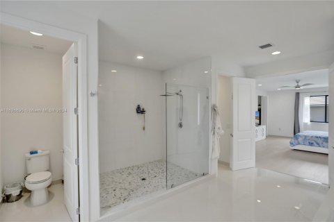 Casa en venta en Miramar, Florida, 4 dormitorios, 378.39 m2 № 1310040 - foto 23