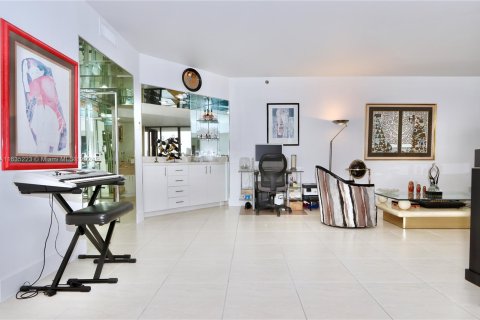 Copropriété à vendre à Aventura, Floride: 1 chambre, 114.73 m2 № 1310041 - photo 5