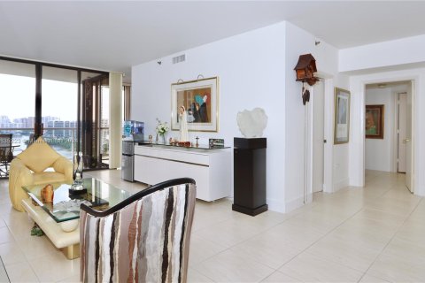 Copropriété à vendre à Aventura, Floride: 1 chambre, 114.73 m2 № 1310041 - photo 3