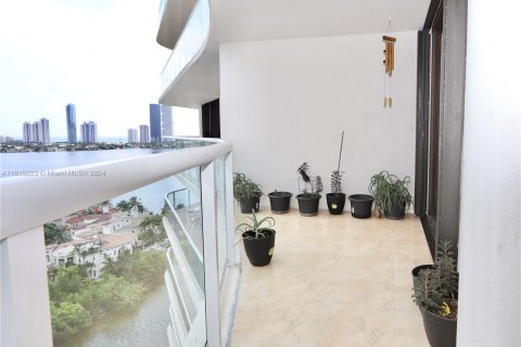 Copropriété à vendre à Aventura, Floride: 1 chambre, 114.73 m2 № 1310041 - photo 30