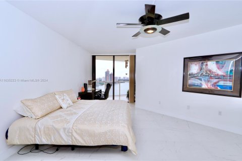 Copropriété à vendre à Aventura, Floride: 1 chambre, 114.73 m2 № 1310041 - photo 20