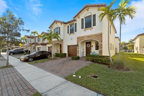 Adosado en venta en Homestead, Florida, 4 dormitorios, 158.4 m2 № 1310042 - foto 1