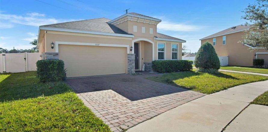 House in Kissimmee, Florida 4 bedrooms, 181.35 sq.m. № 999950