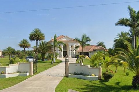 Casa en venta en Palm Bay, Florida, 5 dormitorios, 388.15 m2 № 1139465 - foto 17