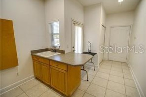 Casa en venta en Orlando, Florida, 5 dormitorios, 386.47 m2 № 573460 - foto 18