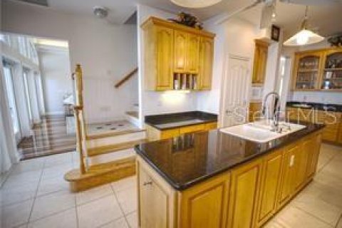 Casa en venta en Orlando, Florida, 5 dormitorios, 386.47 m2 № 573460 - foto 14
