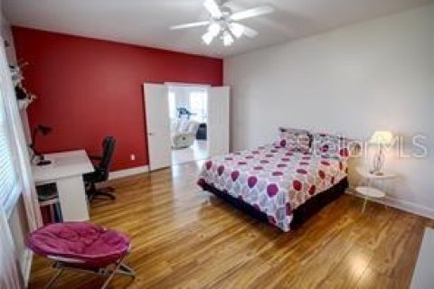 Casa en venta en Orlando, Florida, 5 dormitorios, 386.47 m2 № 573460 - foto 20