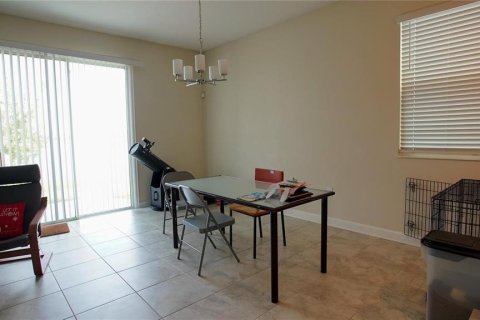 Townhouse in Kissimmee, Florida 3 bedrooms, 166.95 sq.m. № 1298857 - photo 24