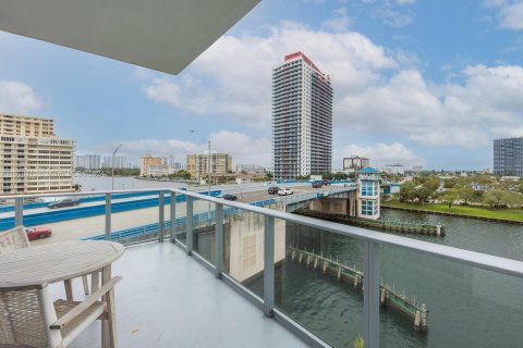 Condominio en venta en Hollywood, Florida, 3 dormitorios, 125.6 m2 № 1394754 - foto 29