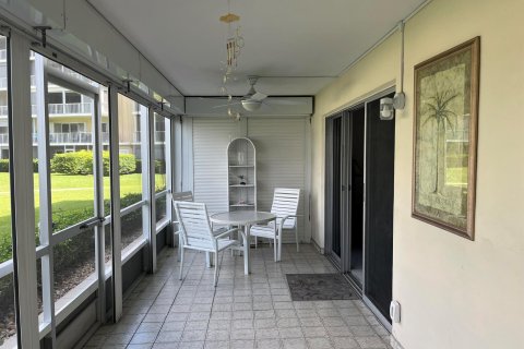 Copropriété à vendre à Atlantis, Floride: 2 chambres, 131.55 m2 № 1174008 - photo 14