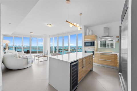 Condominio en venta en Miami, Florida, 3 dormitorios, 204.48 m2 № 1379089 - foto 21