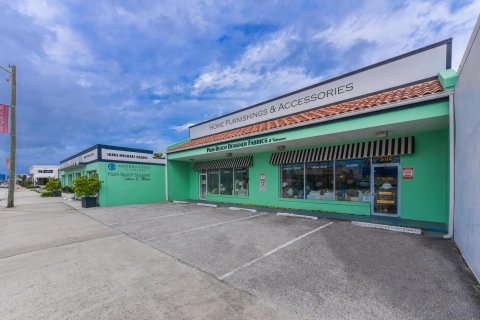 Shop in West Palm Beach, Florida № 950218 - photo 4