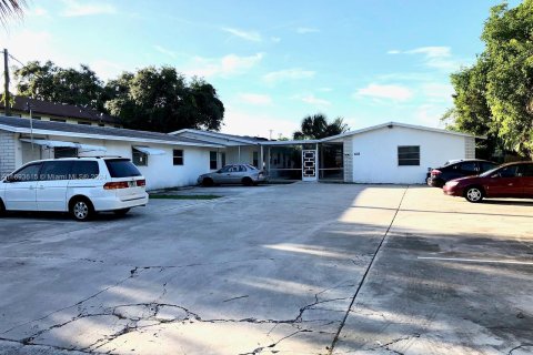 Condo in Lake Worth, Florida, 1 bedroom  № 1443245 - photo 16