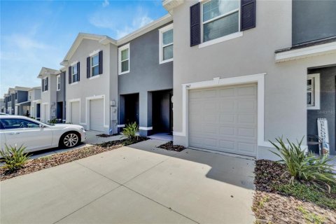 Townhouse in Wesley Chapel, Florida 3 bedrooms, 155.43 sq.m. № 1298151 - photo 4