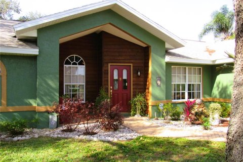 House in Port Charlotte, Florida 3 bedrooms, 155.98 sq.m. № 958103 - photo 3